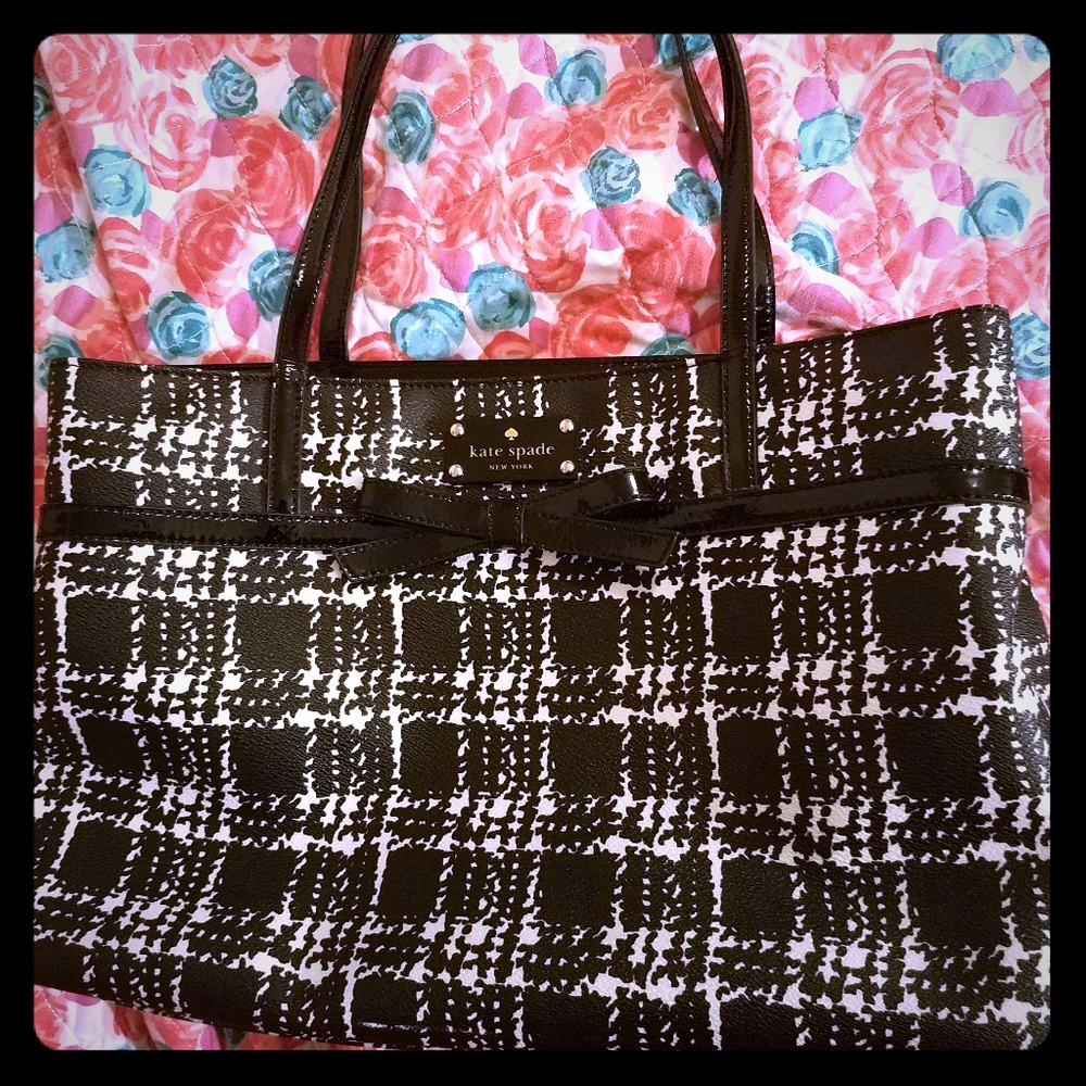 SOLD Kate Spade New York tote